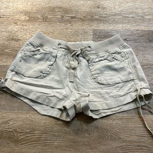 Women’s khaki shorts